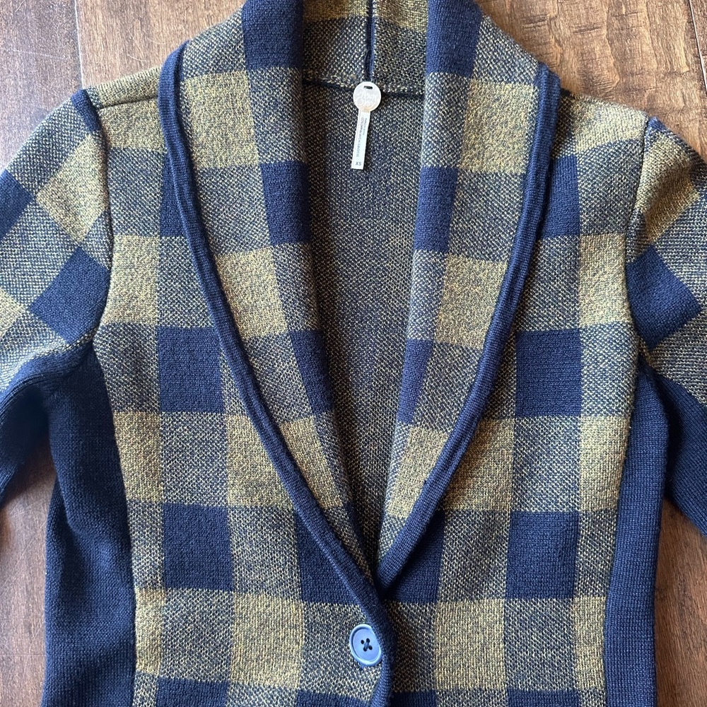 Margaret O'Leary Plaid Knit Blazer in Navy/Gold, Size XS - Picture 3 of 11